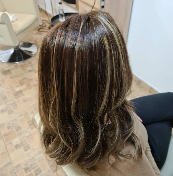 Dana Tincea Hair Studio - Frumusete, cosmetica si ingrijire personala